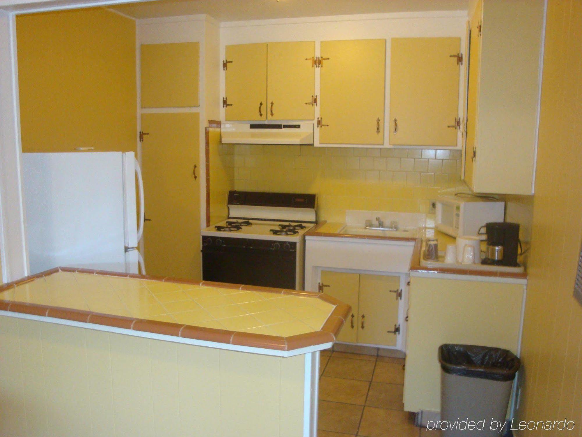 Hitching Post Studios Inn Santa Cruz Habitación foto
