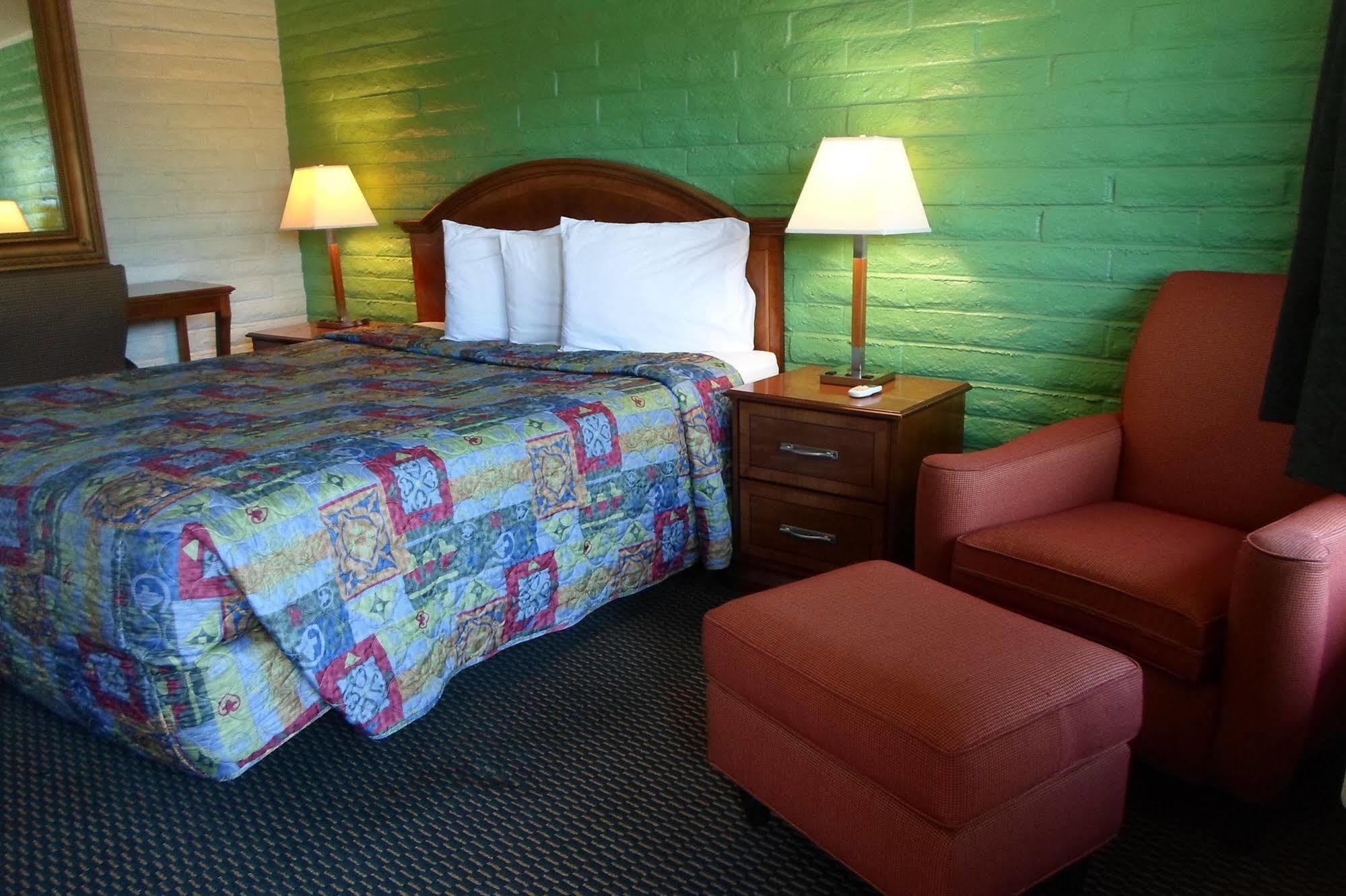 Hitching Post Studios Inn Santa Cruz Exterior foto